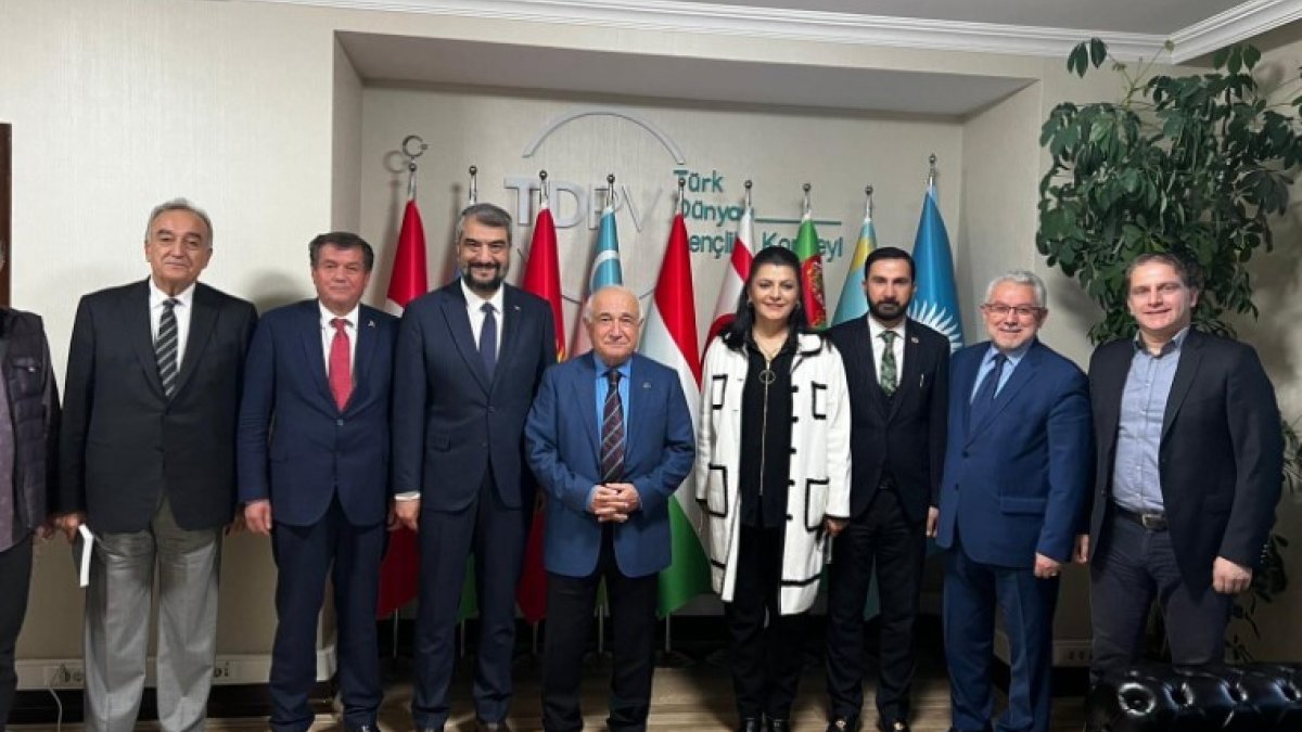 Cemil Çiçek'ten Türk Dünyası Parlamenter Vakfı'na (TDPV) ziyaret