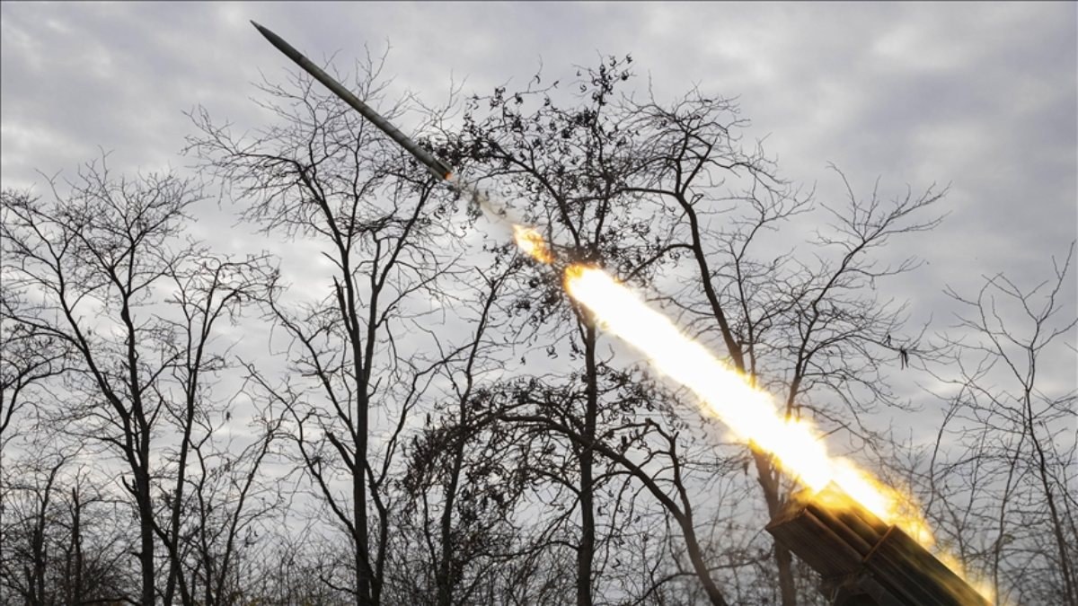 Rus saldırıları Ukrayna'da 7 milyon haneyi elektriksiz bıraktı