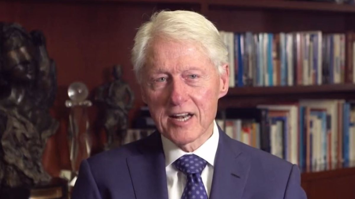 Bill Clinton, İranlı protestoculara destek mesajı verdi