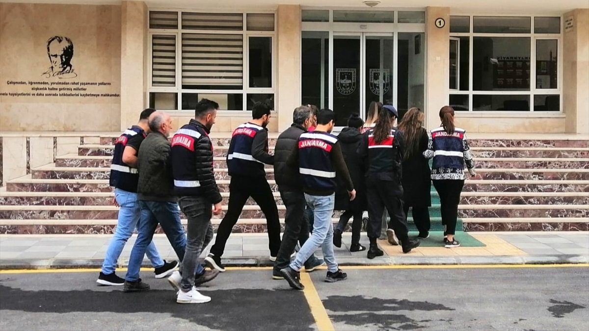Mersin merkezli 11 ilde DEAŞ operasyonu