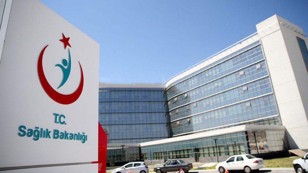 Sağlık Bakanlığı ilk etapta 42 bin 500 personel alımı yapacak! Bakan detayları açıkladı..