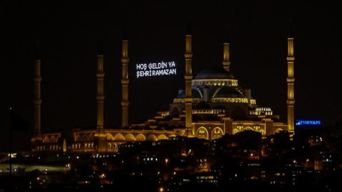 Ramazan ne zaman başlayacak? İşte 2023 Diyanet Dini Günler Takvimi!