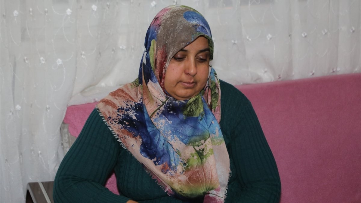 Şehit öğretmen Ayşenur'un annesi: Çocuğumu yoksullukla okuttum