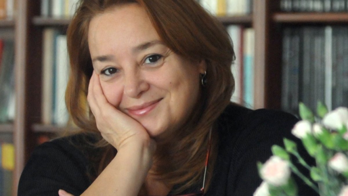 Asuman Kafaoğlu Büke'nin Tablodaki Kadın kitabıyla kadınların zihinsel yolculuğu 