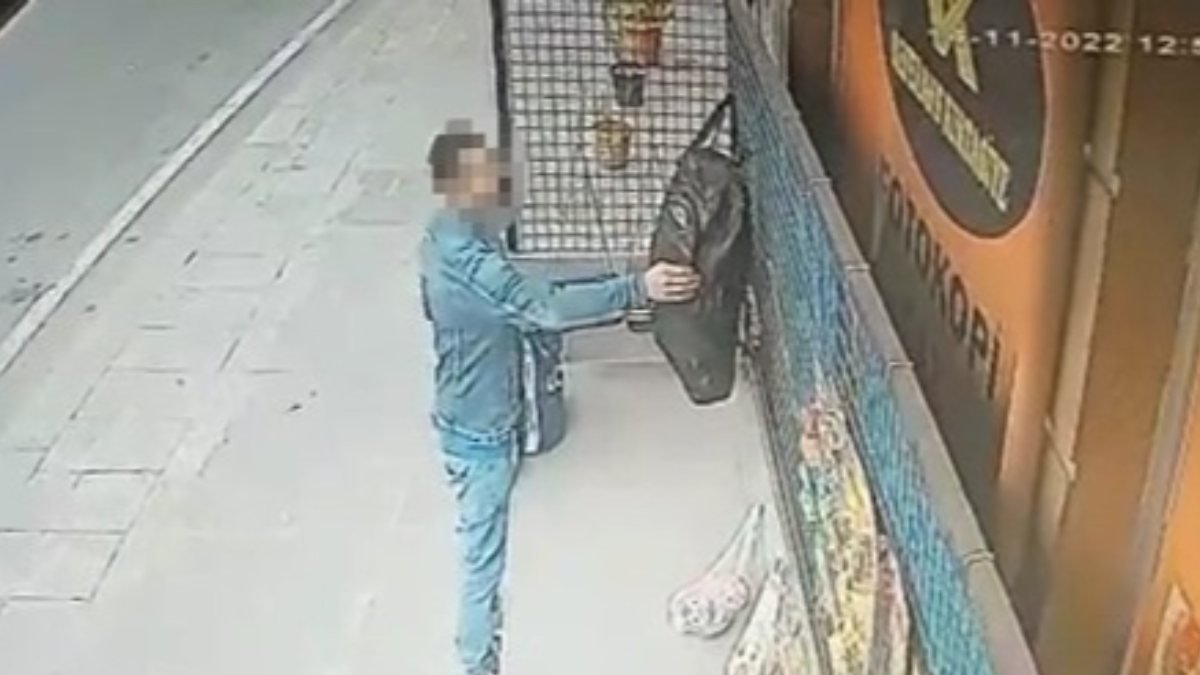 Eyüpsultan'da çanta hırsızı polisi peşine taktı 
