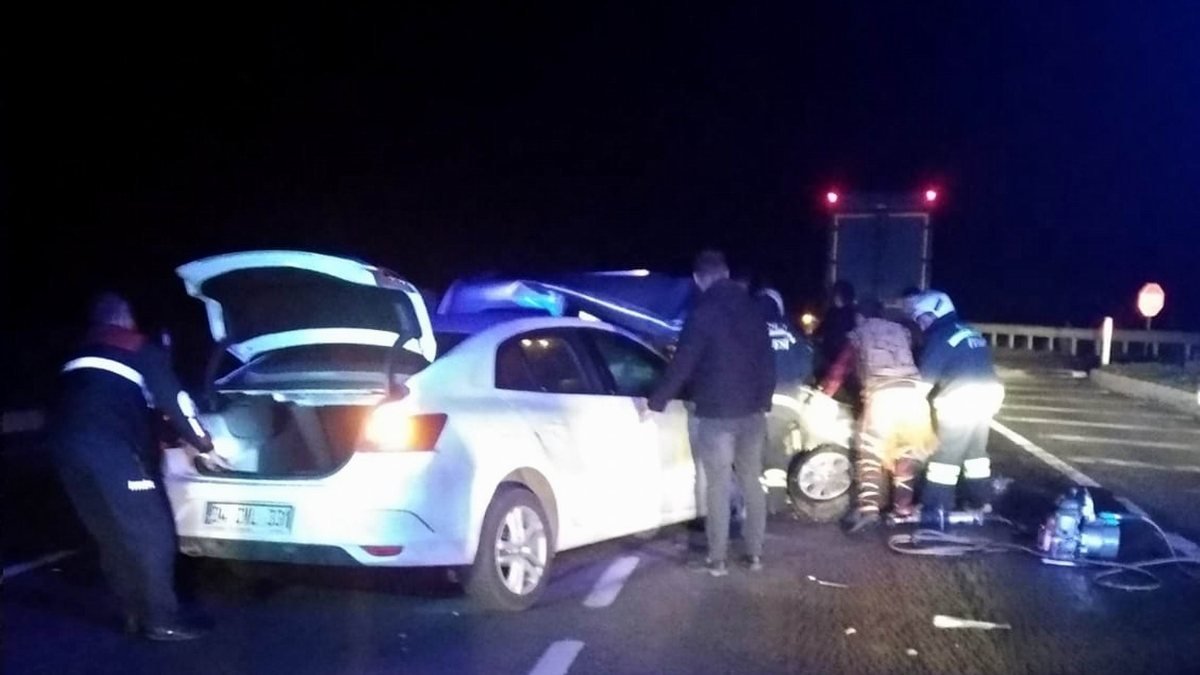 Samsun'da feci kaza: 2 ölü, 5 yaralı