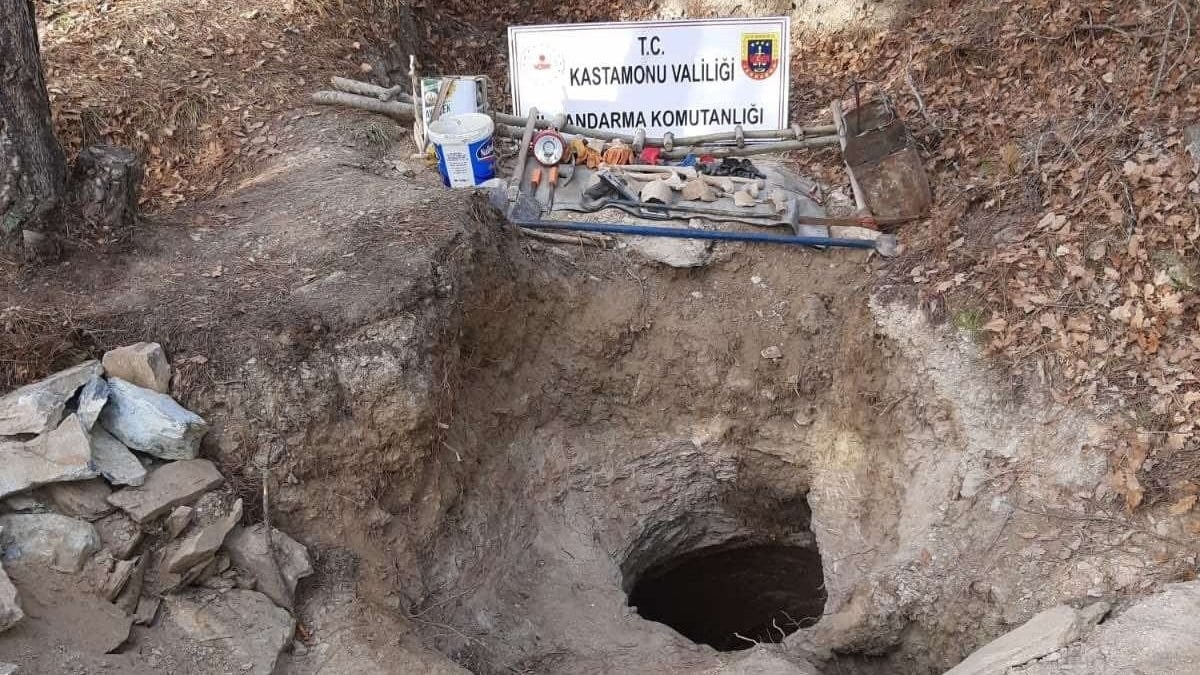 Kastamonu’da defineciler, önce patlayıcıyla sonra kazı yaparken yakalandı 