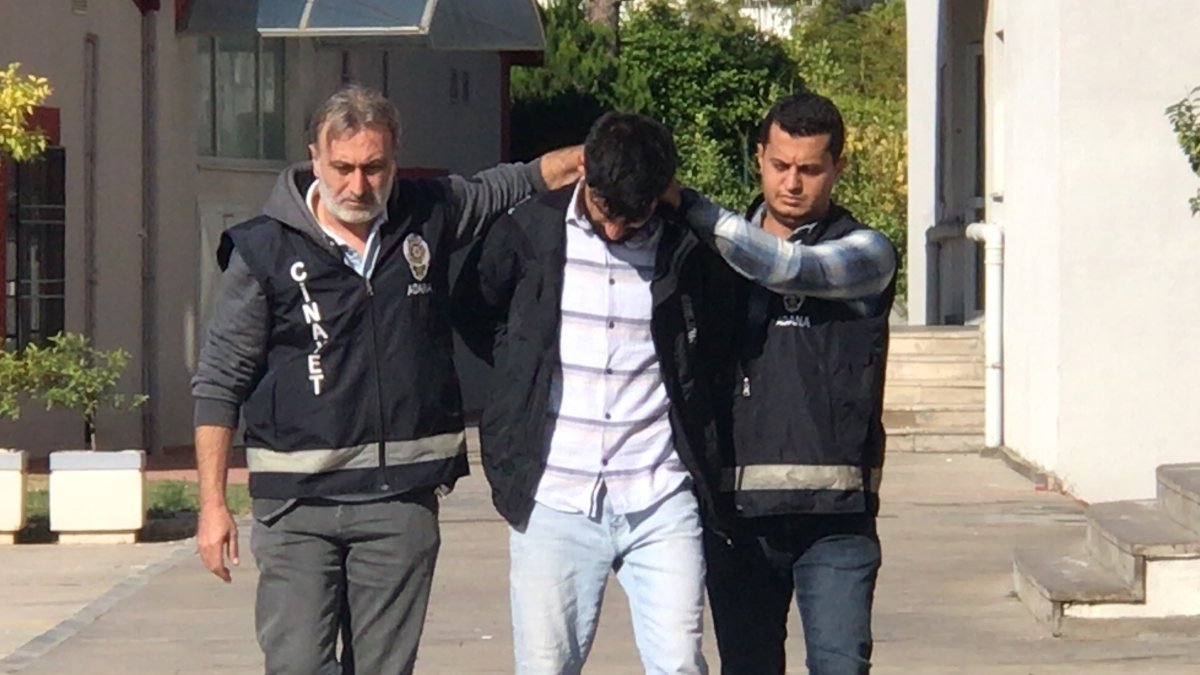 Adana'da eşine sinirlenen adam yoldan geçen bir kişiyi öldürdü 