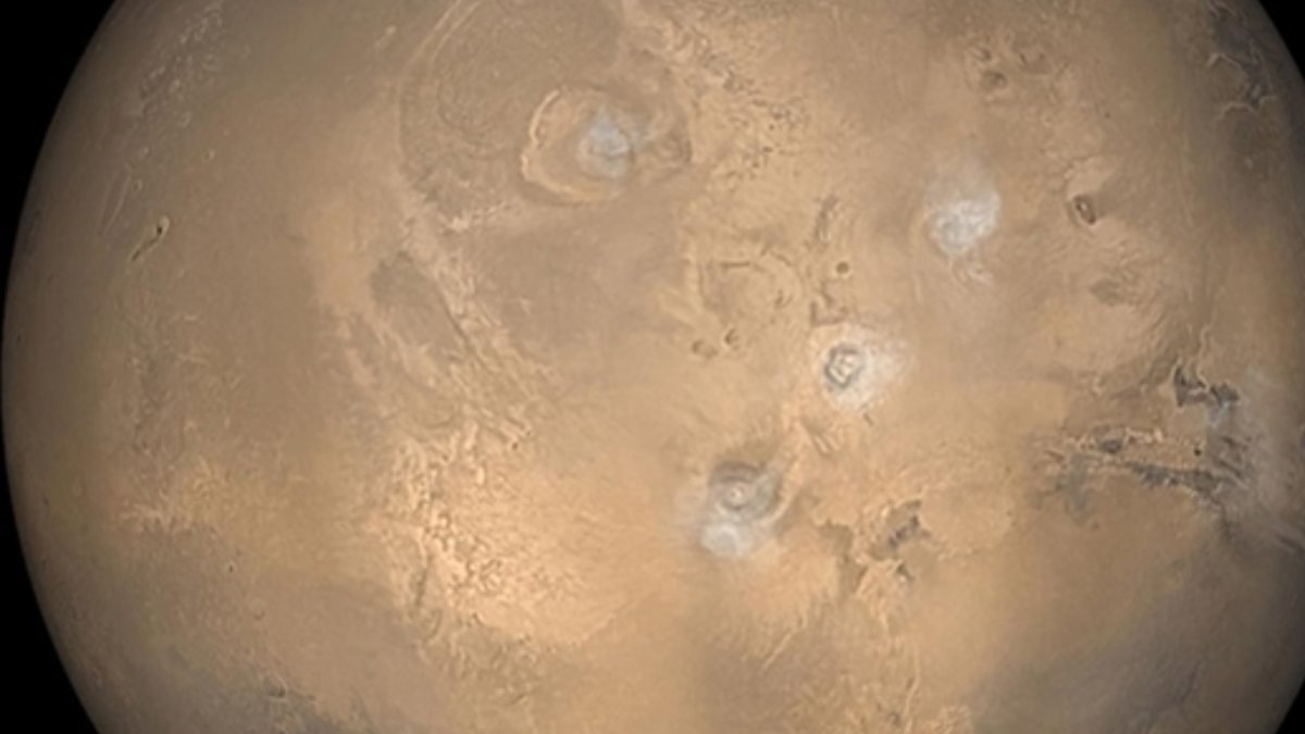 Göktaşı, Mars yüzeyinde tsunami oluşturdu