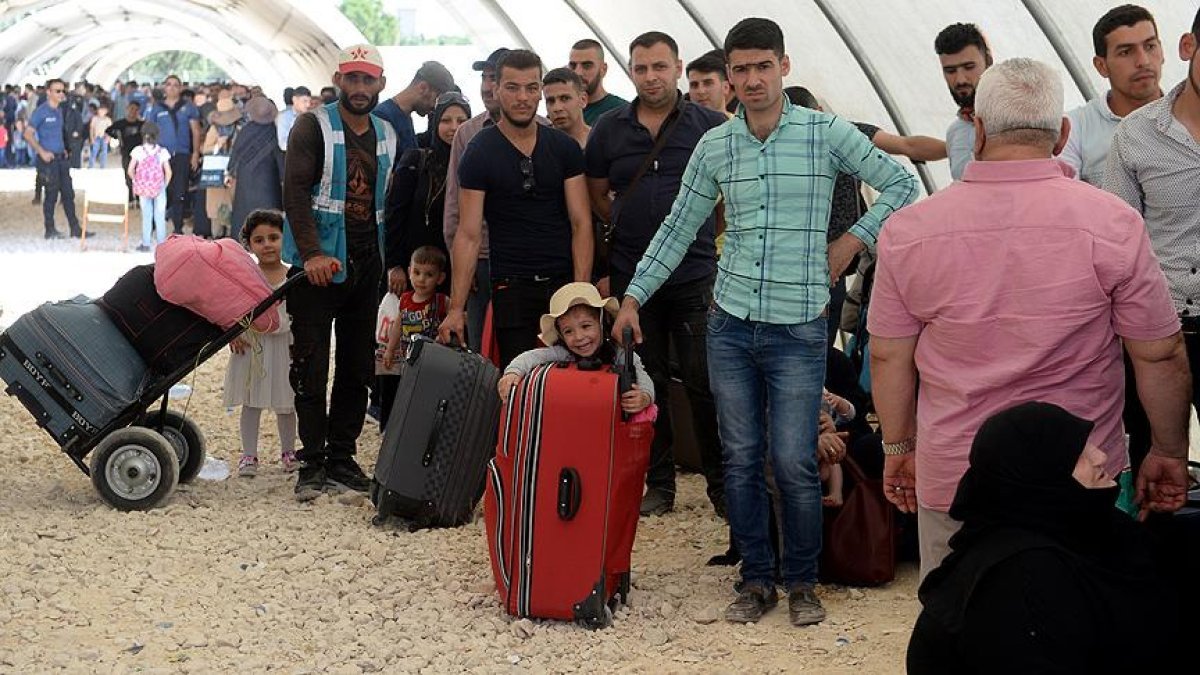 Nüfus Müdürlüğü: 221 bin 671 Suriyeli, Türk vatandaşlığı aldı
