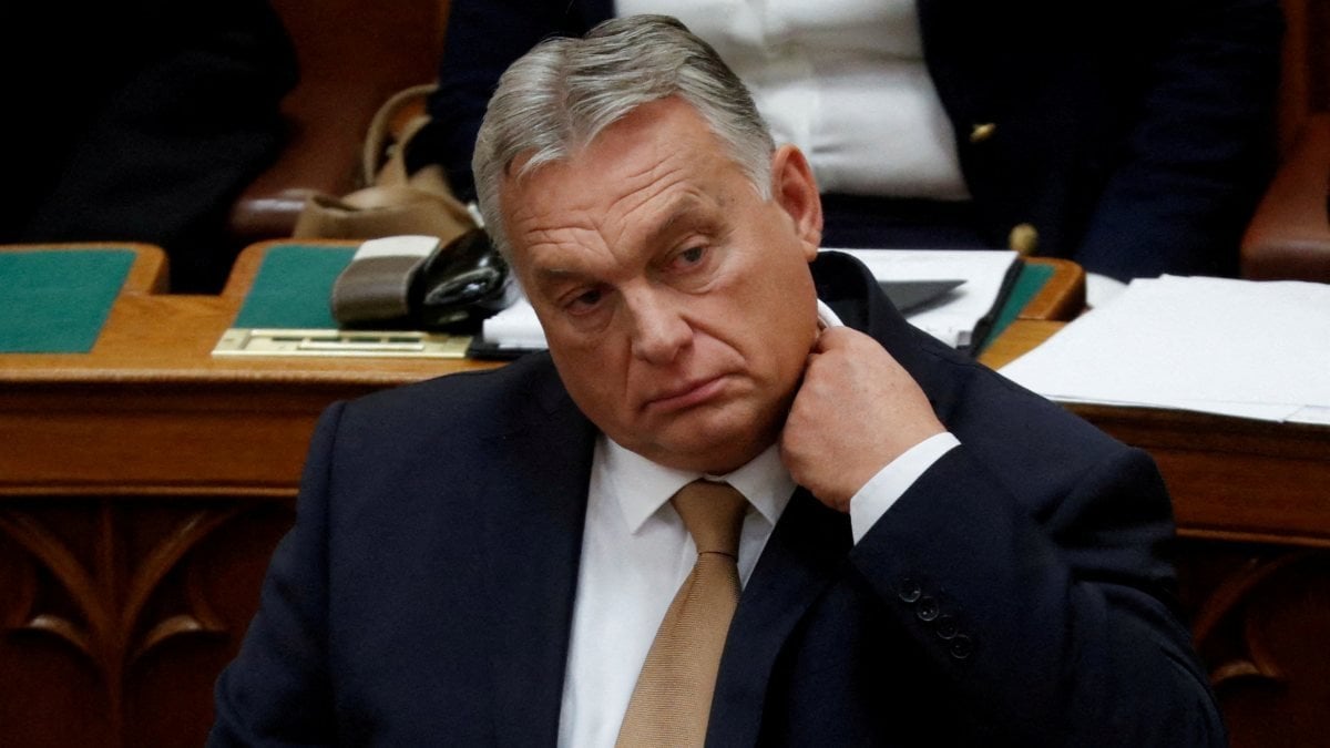 Macaristan, AB'nin Ukrayna'ya yardım planına karşı çıkıyor