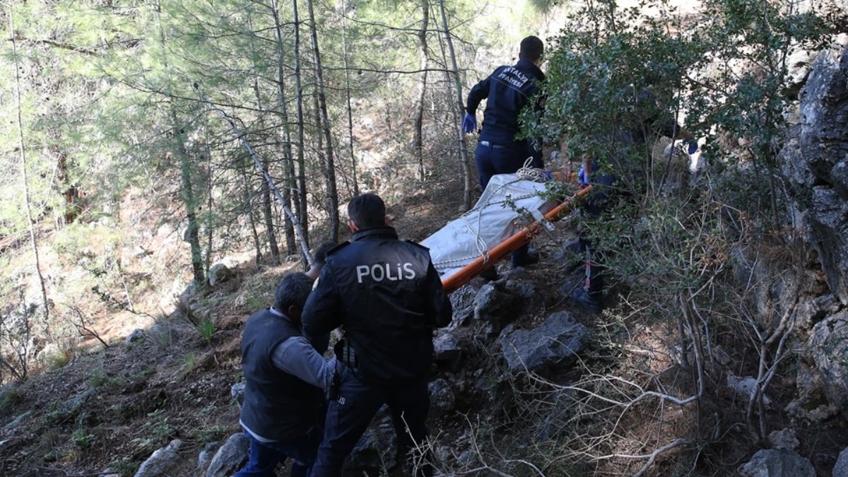 Alanya'da kayıp ihbarı yapılan kadın uçurumda ölü bulundu