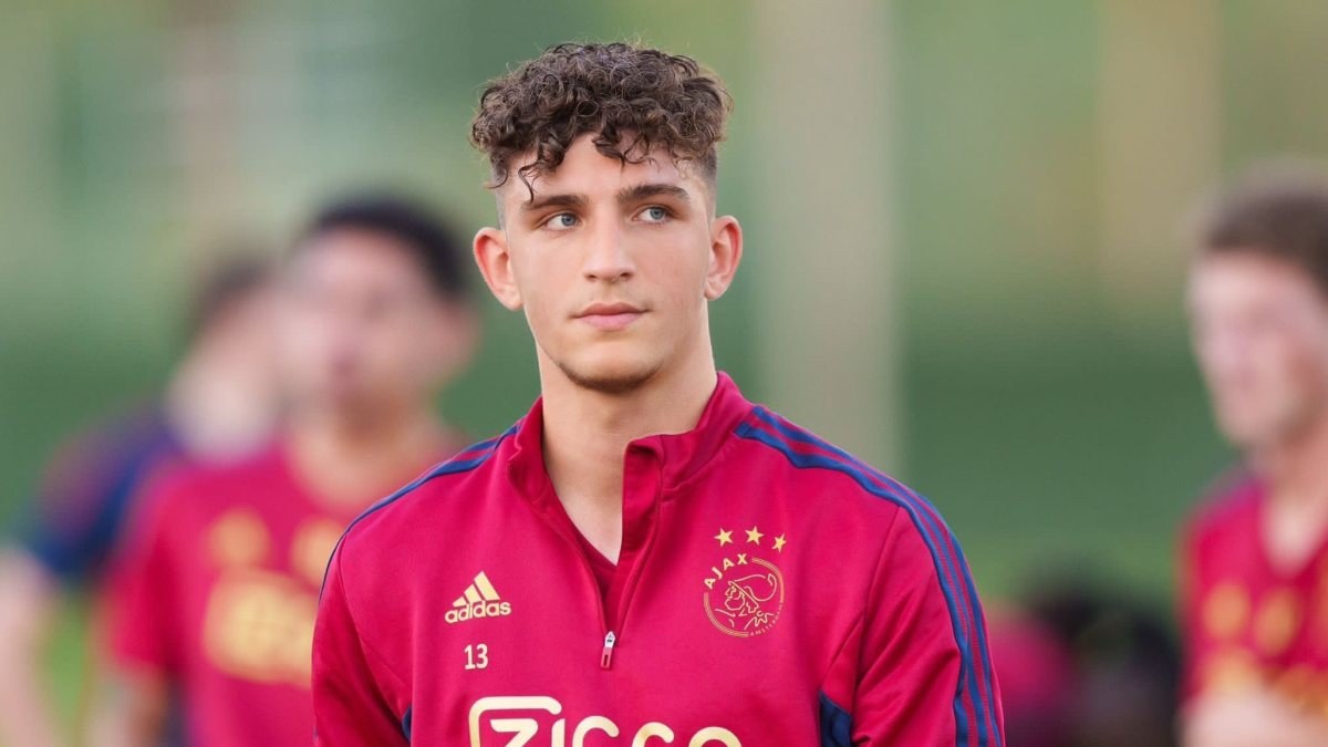 Ahmetcan Kaplan, ilk kez Ajax formasını giydi