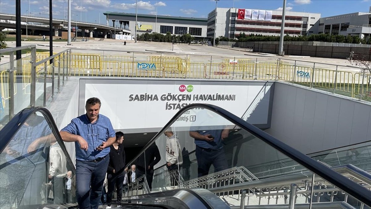 Pendik-Sabiha Gökçen Havalimanı Metrosu'nda 1,4 milyon yolcu seyahat etti