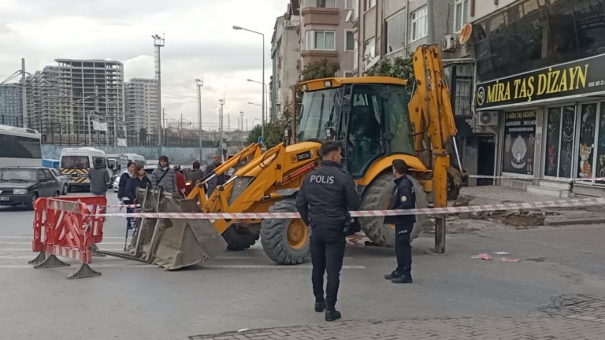 Zeytinburnu'nda kepçe kazası: Engelli adamı ezdi