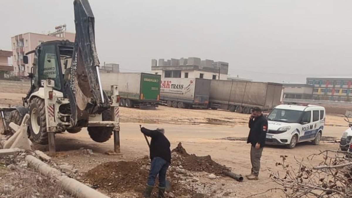 Gaziantep'te, terör saldırısının izleri temizleniyor
