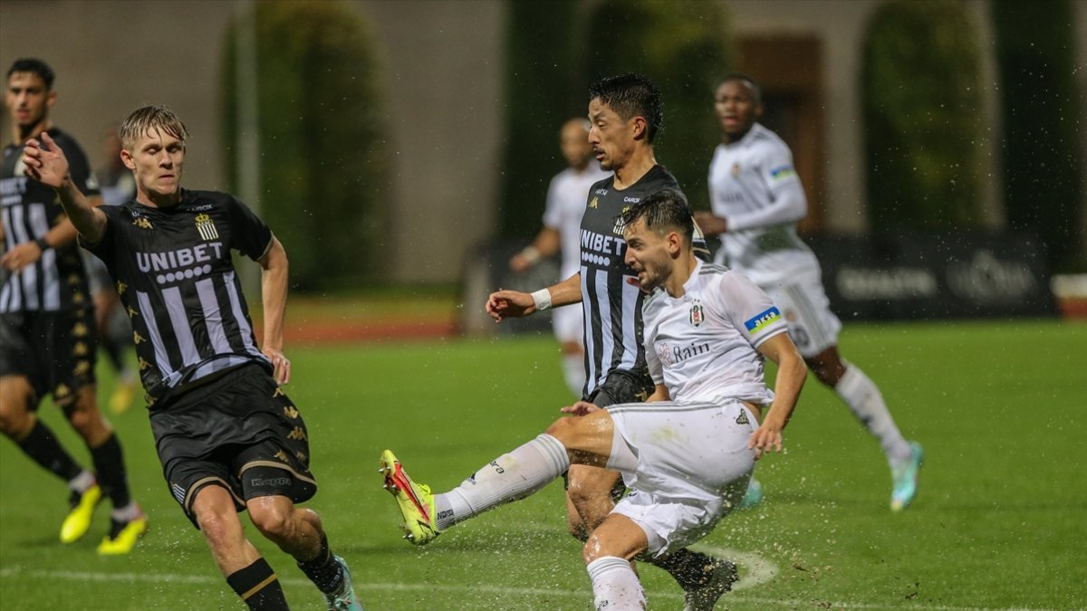 Beşiktaş hazırlık karşılaşmasında Charleroi'yi 2-1 yendi