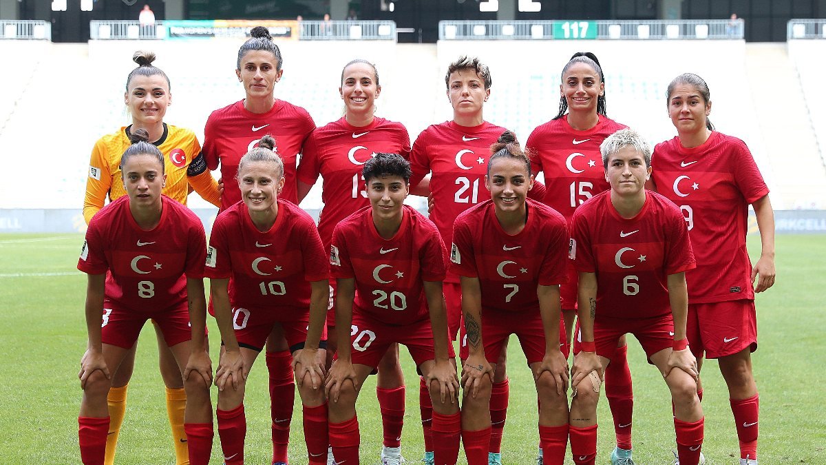 A Milli Kadın Futbol Takımı, FIFA sıralamasında üç basamak yükseldi