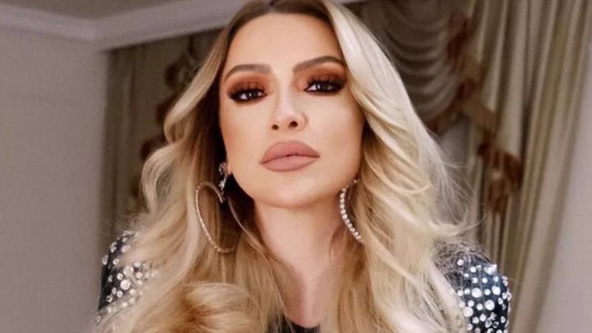 Makyajsız hali görenleri şaşırttı! Hadise'den sıfır makyaj doğal paylaşım: