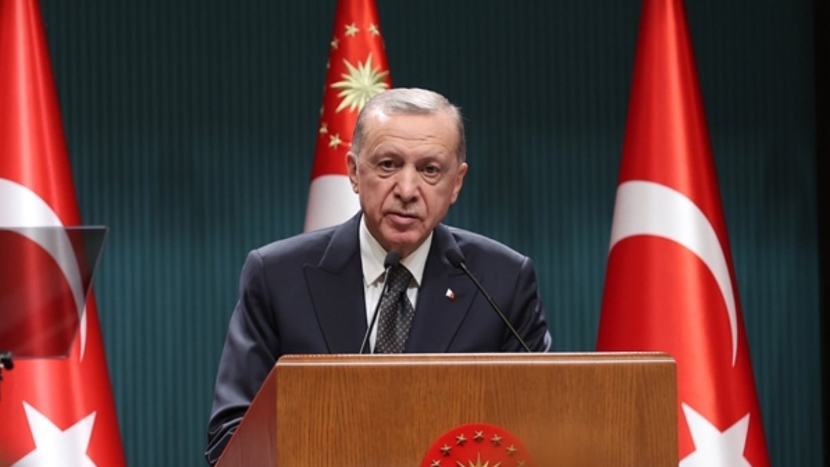 Cumhurbaşkanı Erdoğan: Herkesi başörtüsü teklifini desteklemeye çağırıyoruz