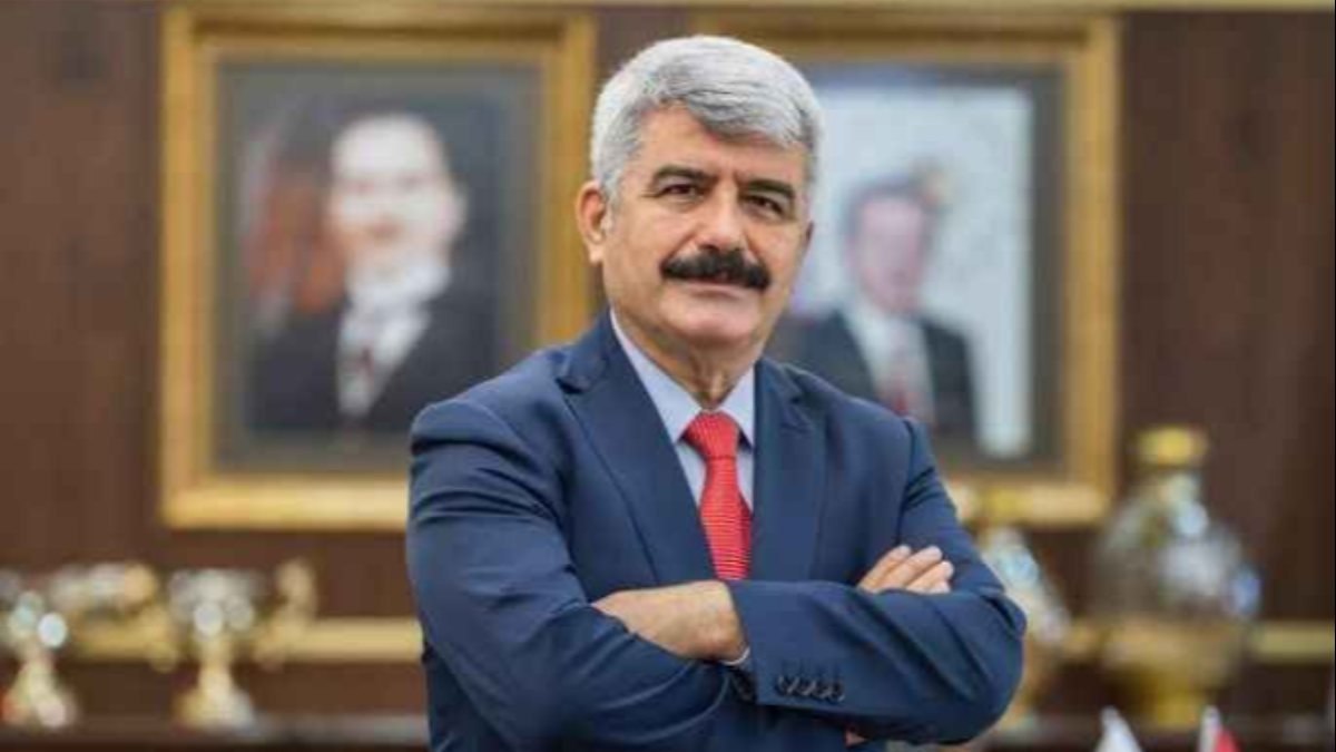 Cumhurbaşkanı Erdoğan'ın başdanışmanı Sadettin Hülagü oldu