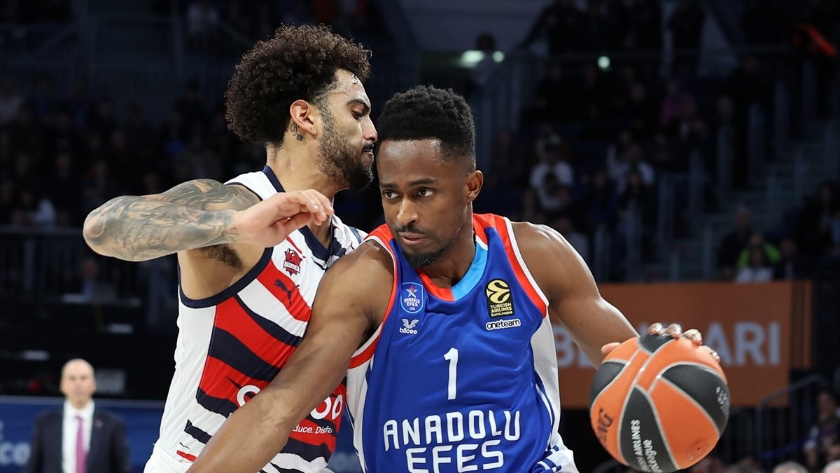 Anadolu Efes, Baskonia'ya mağlup oldu