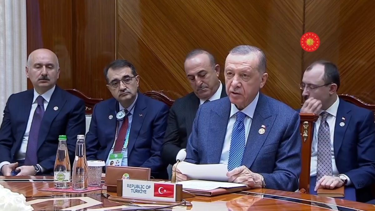 Cumhurbaşkanı Erdoğan, Devlet Başkanları Zirvesi'ne katıldı 