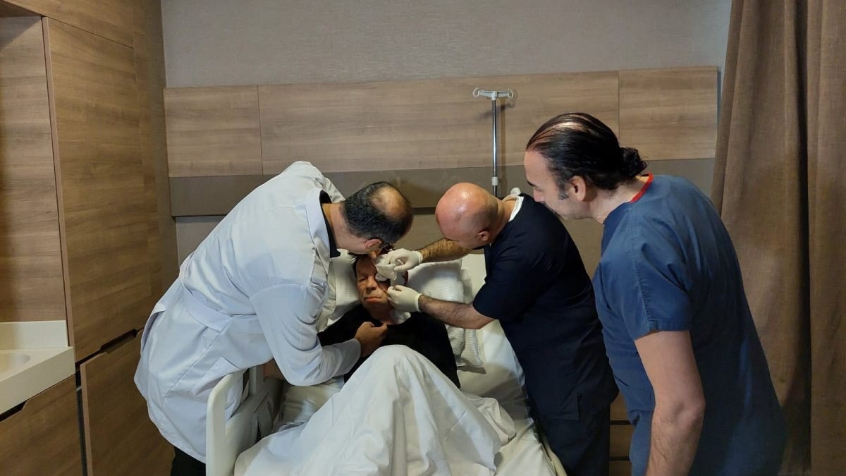 İstanbul'a gelen Rus hastanın yüzünden 2 yumruk büyüklüğünde tümör çıktı
