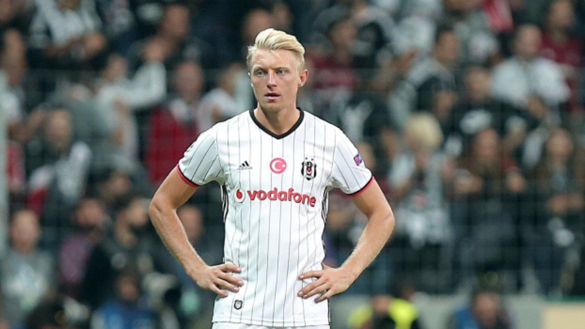 Andreas Beck, futbol kariyerine nokta koydu