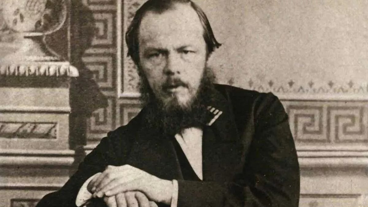Fyodor Dostoyevski'nin tadına doyulmaz öyküleri: Timsah 