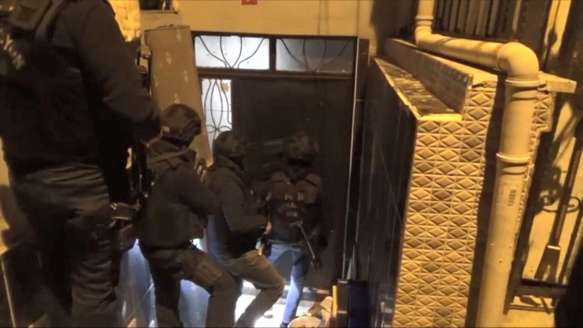 İstanbul’da DEAŞ, El Kaide, HTŞ operasyonu: 11 gözaltı