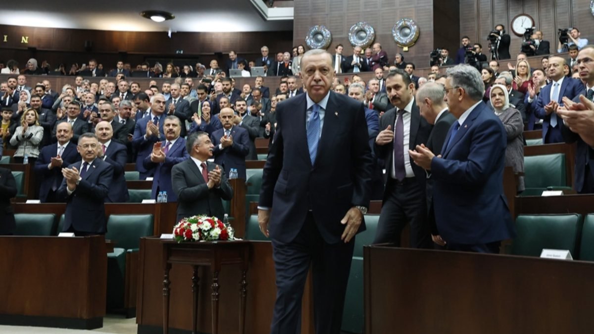 Cumhurbaşkanı Erdoğan: Enflasyon tepetaklak aşağı inecek