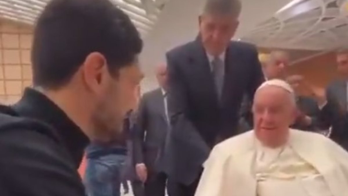 FETÖ’cü Enes Kanter, Cumhurbaşkanı Erdoğan’ı Papa’ya şikayet etti 