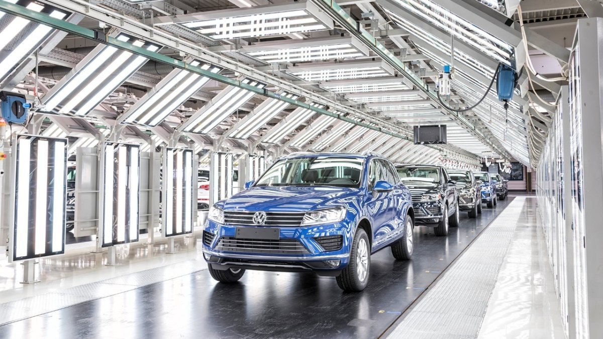 Volkswagen'in ana fabrikasında üretim duruyor