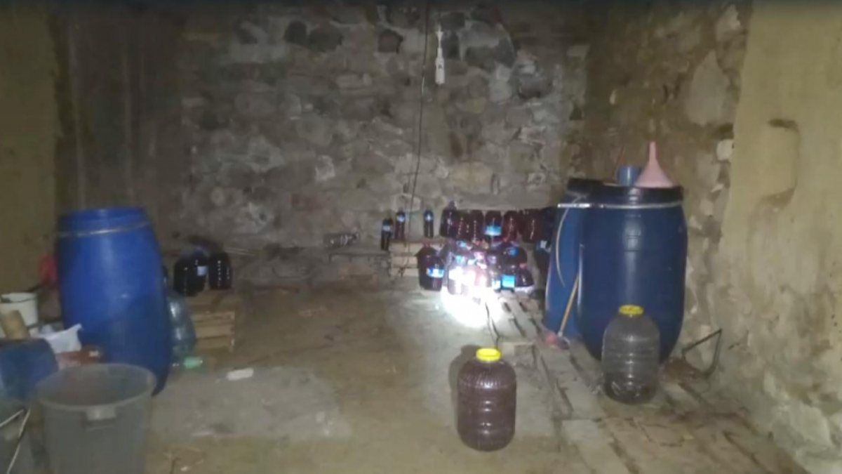 Kütahya’da kömürlükte içki üreten şüpheli gözaltına alındı