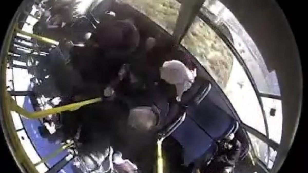Kahramanmaraş’ta 12 kişinin yaralandığı kaza kamerada