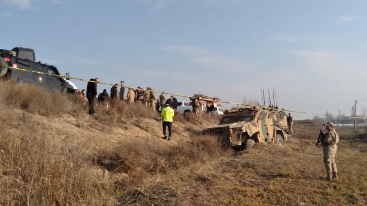 Iğdır'da zırhlı araç devrildi: 12 asker yaralı