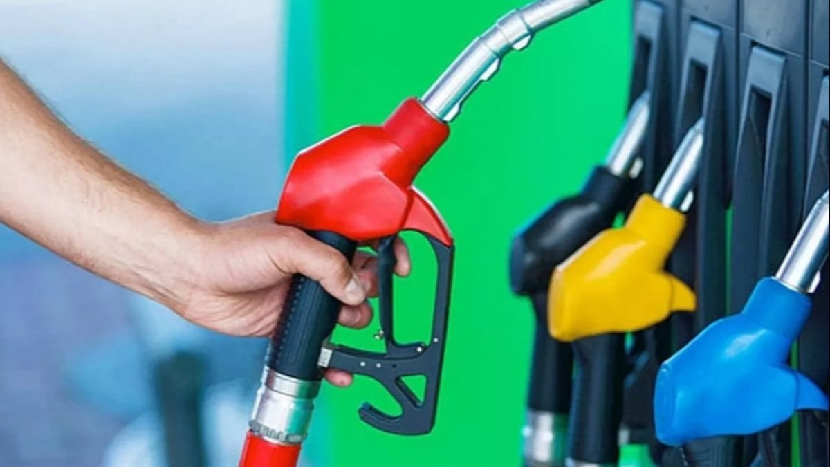 Akaryakıtta tabela değişiyor! Benzine zam mı geliyor? 30 Aralık 2022 benzin, motorin ve LPG fiyatları