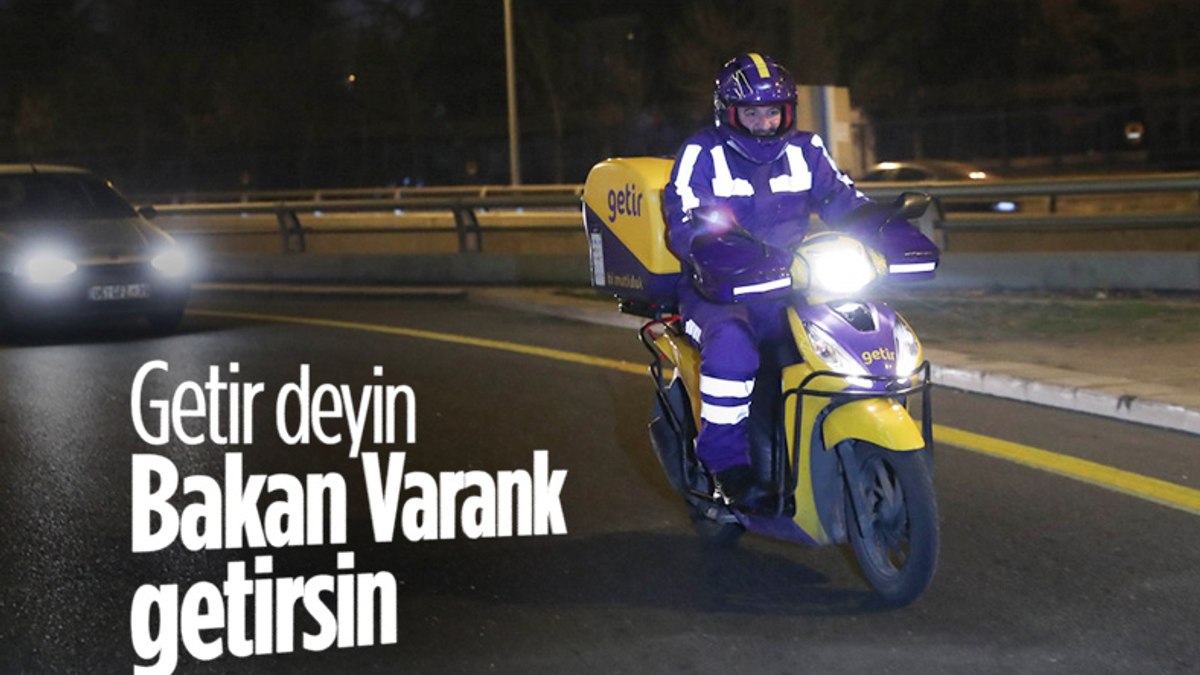 Mustafa Varank yeni yıla kurye olarak girdi