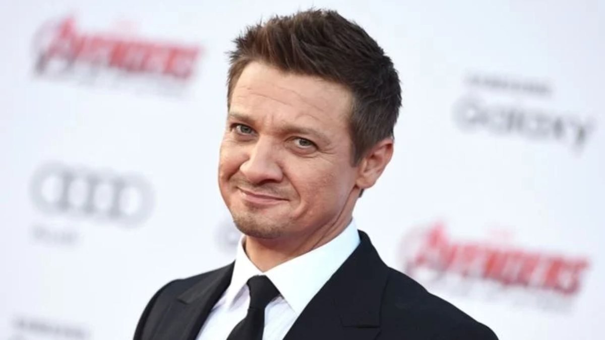 Jeremy Renner kimdir, nereli? Ünlü Hollywood yıldızı kaza geçirdi! Jeremy Renner sağlık durumu nasıl?