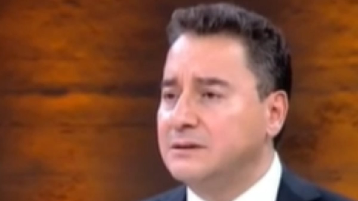 Ali Babacan'dan adaylık sinyali