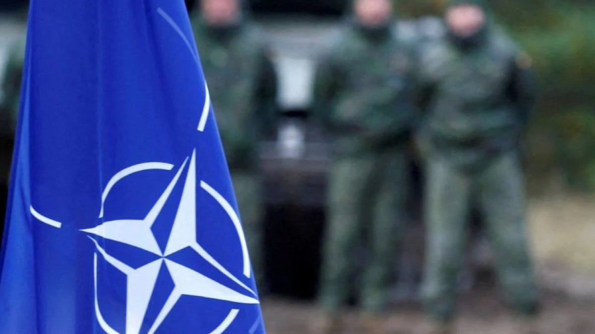 NATO barış için Ukrayna'ya askeri destek istedi