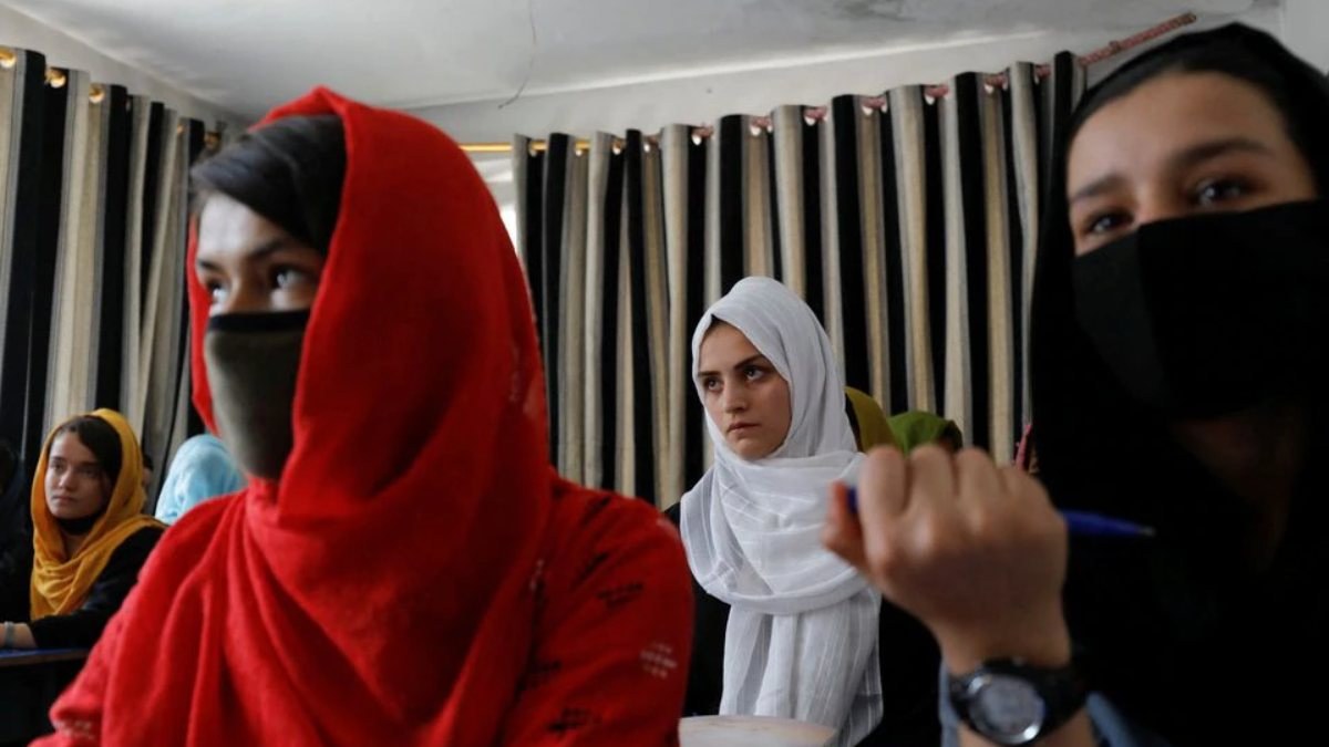 BM'den Taliban'a çağrı: Kadınlara kısıtlamaları kaldırın