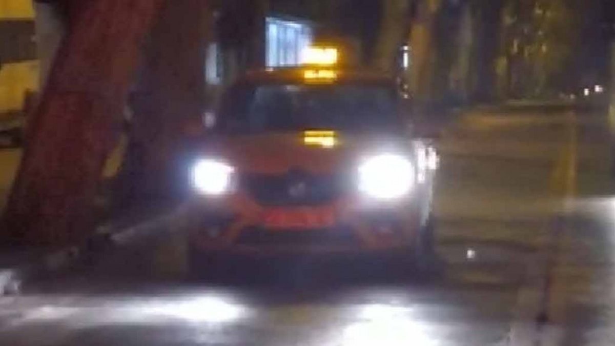 Fatih'te 3 yolcu, bindikleri taksinin şoförünü döverek öldürdü