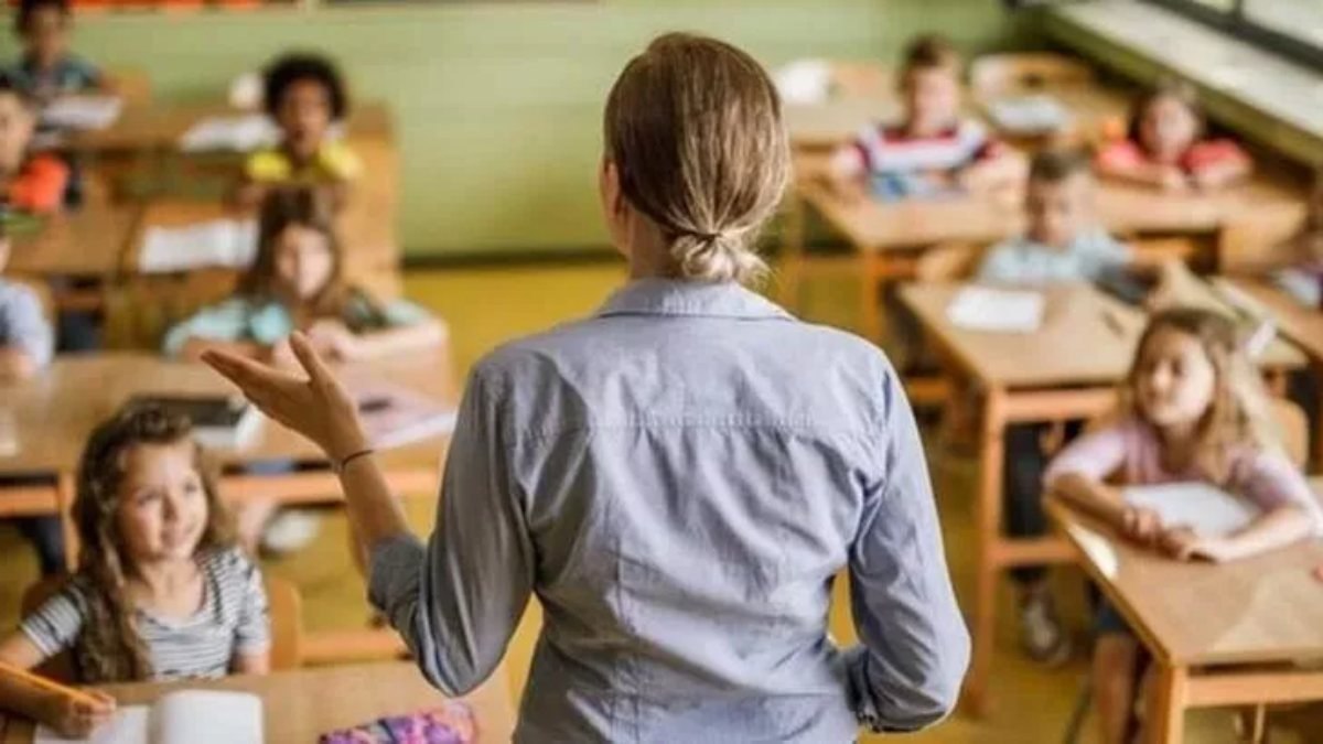 Öğretmen ek ücretleri 2023: Ek ders saat ücreti ne kadar, kaç TL oldu?
