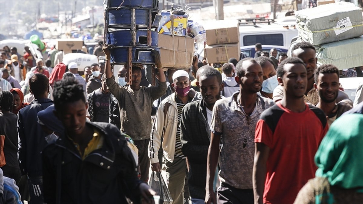 Rusya ve Fransa'nın Afrika rekabeti kızıştı