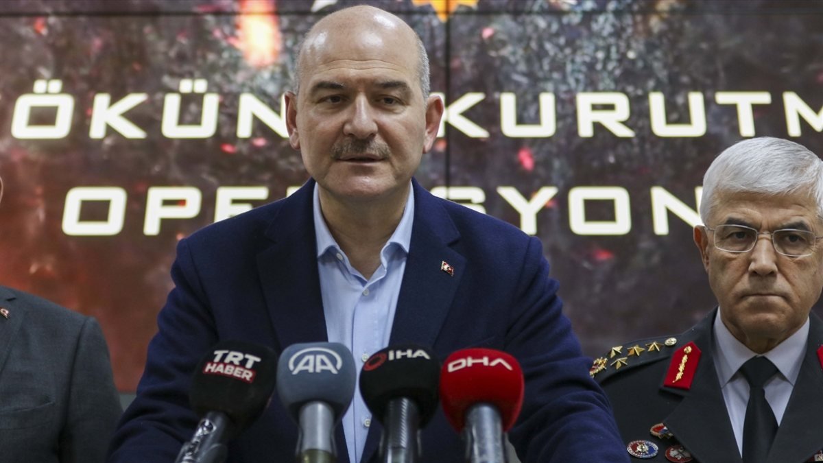 Süleyman Soylu: Gençlerimizi uyuşturucunun pençesine teslim etmeyiz