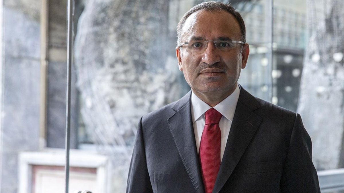 Bekir Bozdağ'dan kadına şiddetin önlenmesi genelgesi