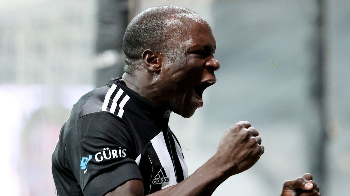 Vincent Aboubakar transferi Ronaldo'yu bekliyor