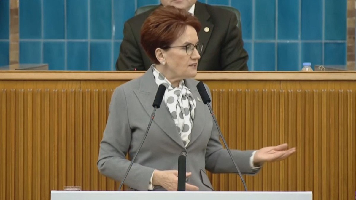 Meral Akşener: Başörtüsüyle ilgili yasal düzenlemeye ihtiyaç yok